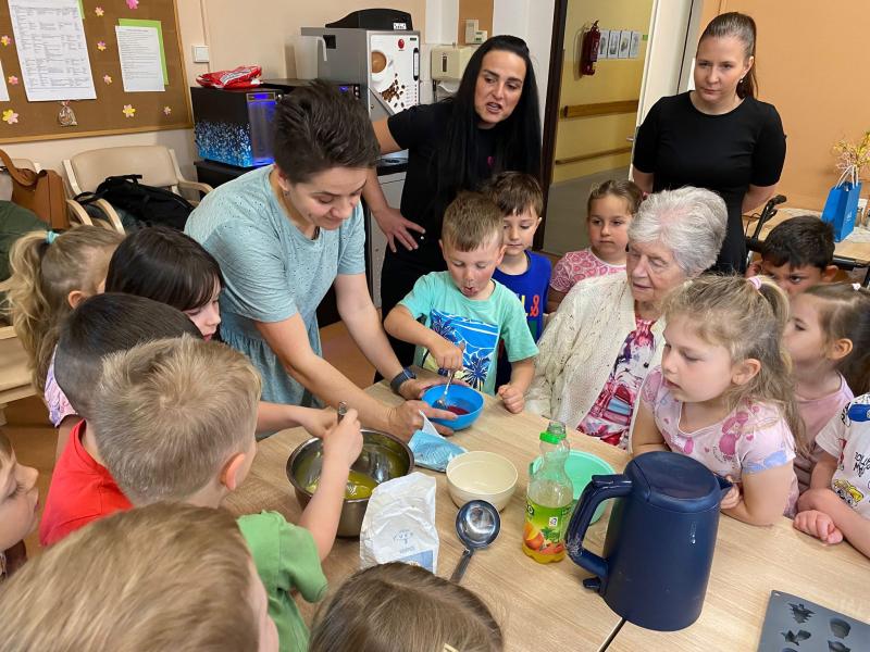 Výroba domácích želé bonbon s MŠ Masarykova